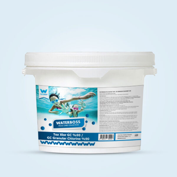 powder chlorine pool